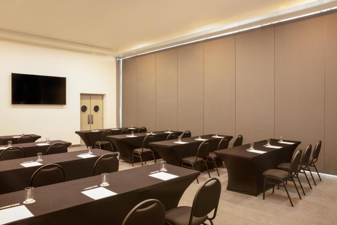 Fiesta Inn Guadalajara Aeropuerto Las Pintas Екстериор снимка