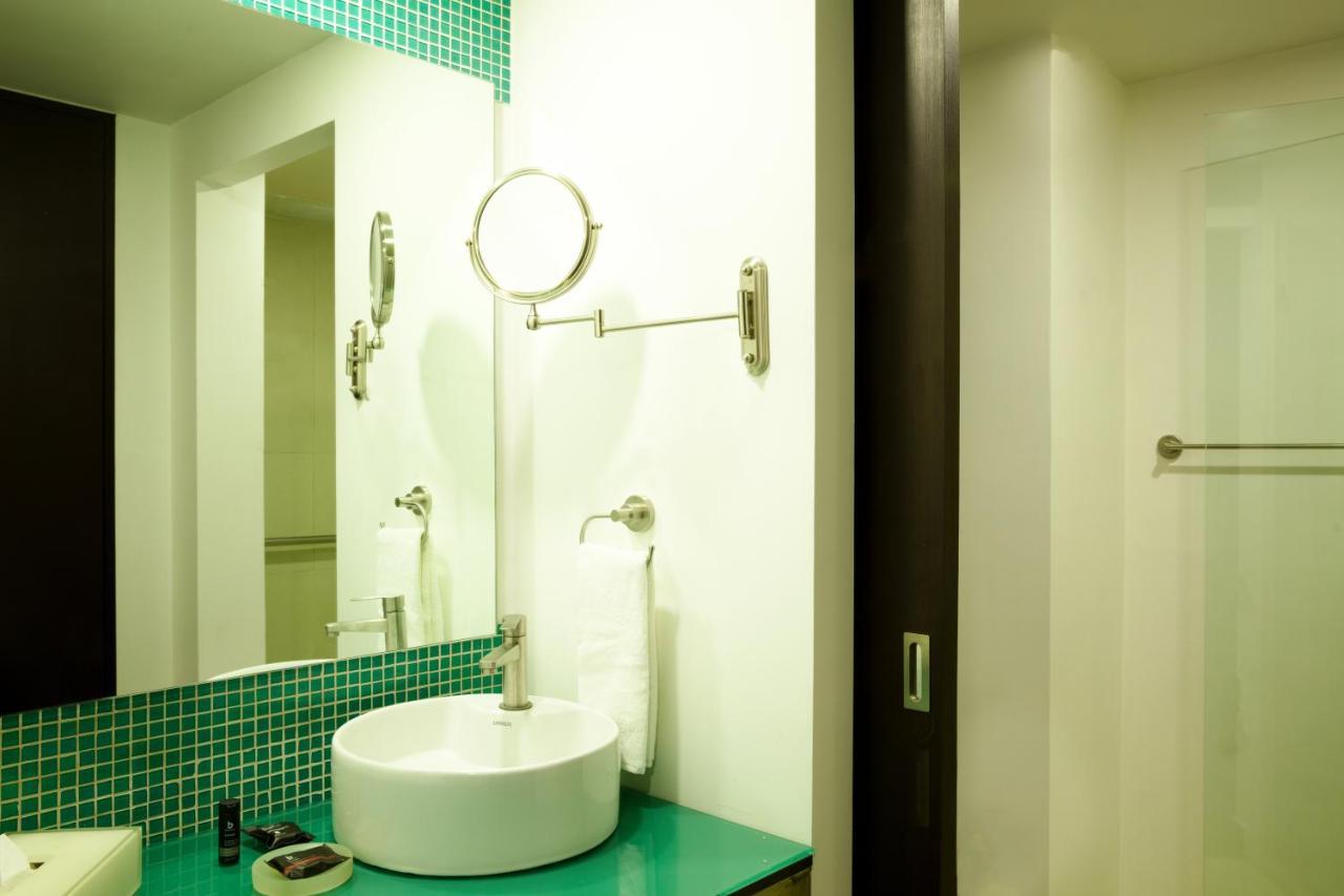 Fiesta Inn Guadalajara Aeropuerto Las Pintas Екстериор снимка