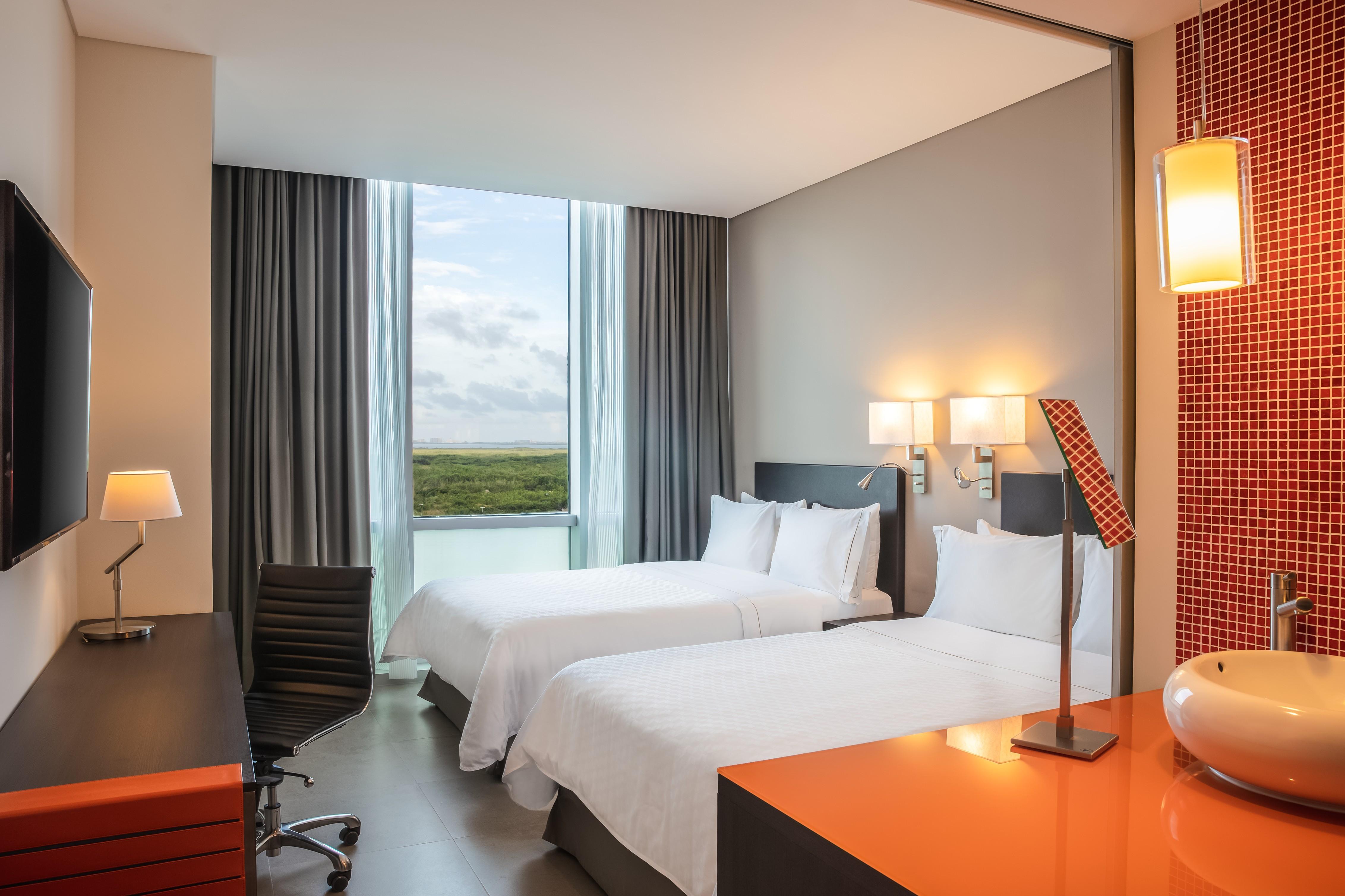 Fiesta Inn Guadalajara Aeropuerto Las Pintas Екстериор снимка